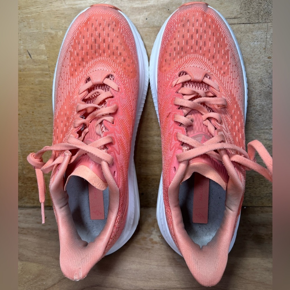 Hoka One One Mach 6 LA Womens Size 7.5 Running Shoes Sneakers Guava White - Picture 9 of 14